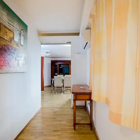 4 Liberty Suites *