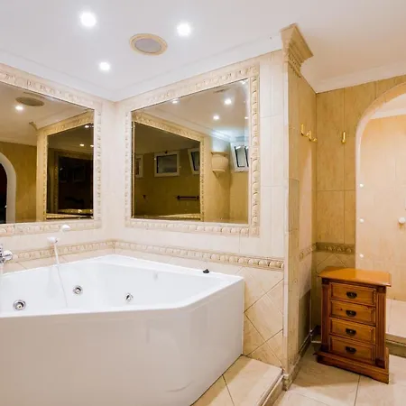 4 Liberty Suites Costa Adeje (Tenerife)